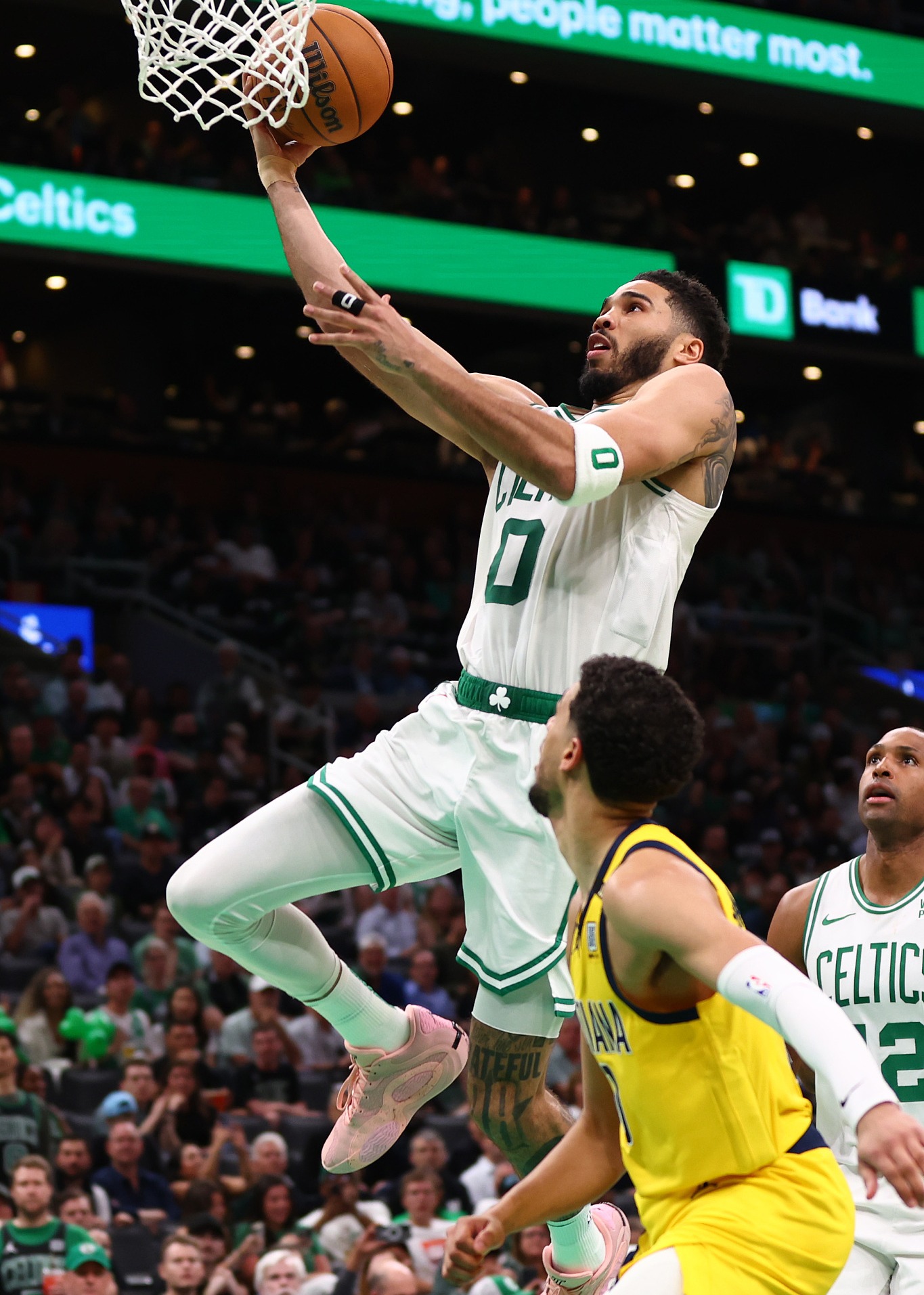 九游-波士顿凯尔特人发布备战花絮；加时末段防线松动；NBA季后赛任务艰巨；高层口径保持一致的简单介绍